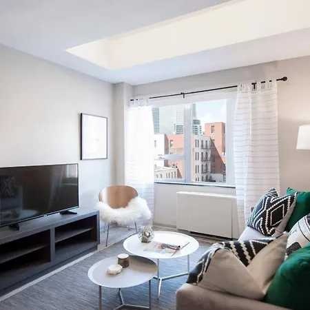 Walker'S Paradise In The Heart Of Louisville Apartment